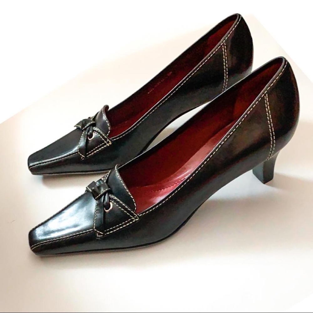 Ann Taylor Pump